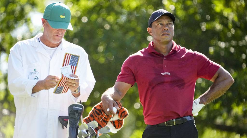 Tiger Woods struggles Sunday at Masters 2024, walks off course in last