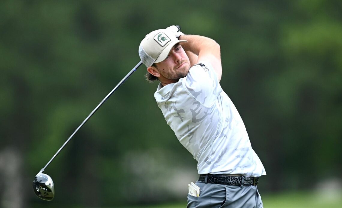 Ashton McCulloch Wraps up Record-Breaking Year for Men’s Golf