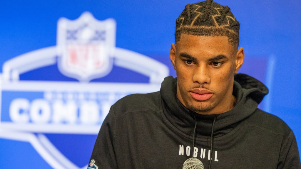 Buffalo Bills WR Keon Coleman makes hilarious Tiger Woods golf comment