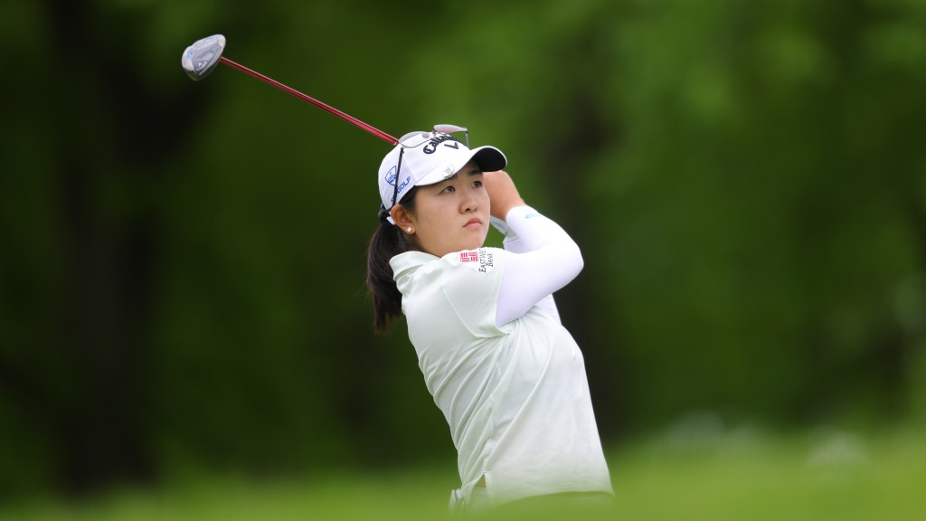 Rose Zhang opens with 9-under 63