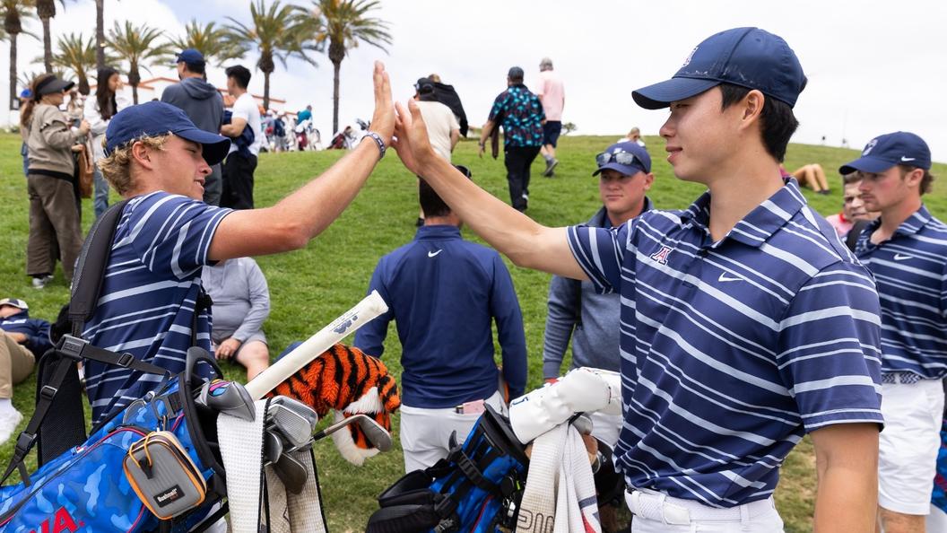 Wildcats Stay in Top 10 to Make Cut at NCAA Championships