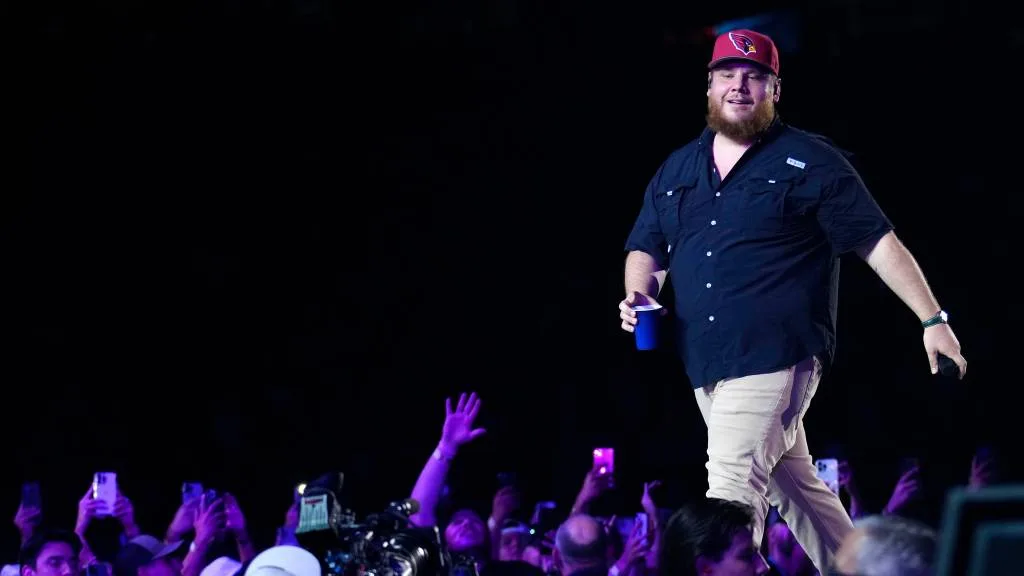 Country music star Luke Combs to be featured on NBC