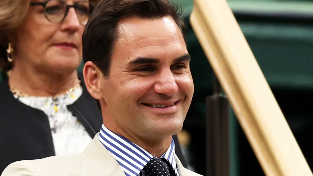 Roger Federer’s golf swing looks as smooth as his legendary backhand