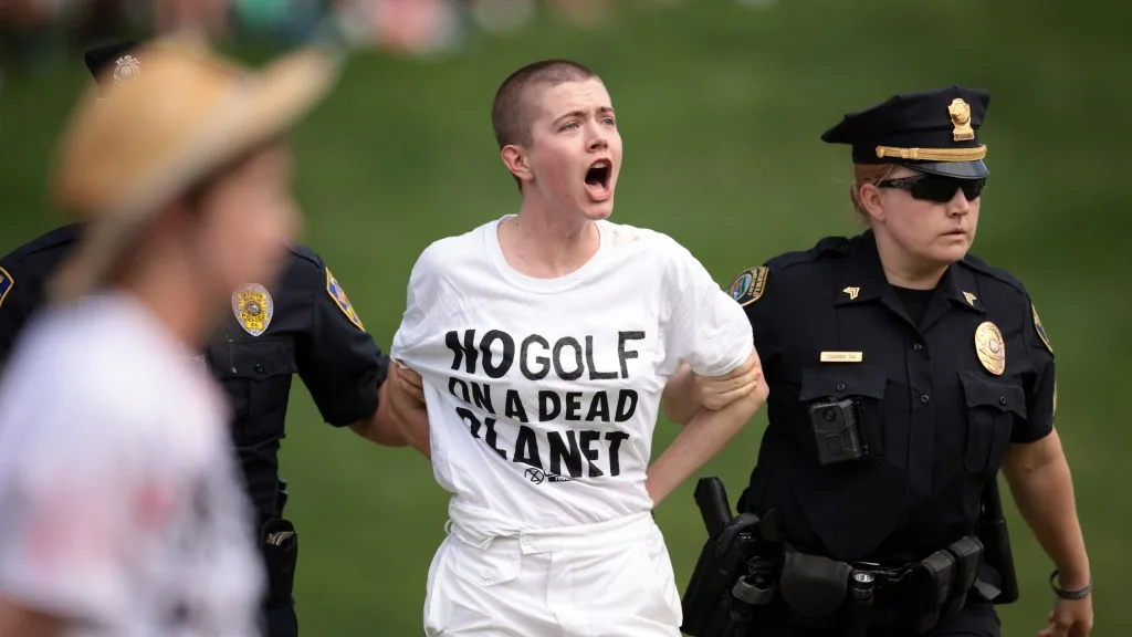 Social media reacts to protestors at 2024 Travelers Championship