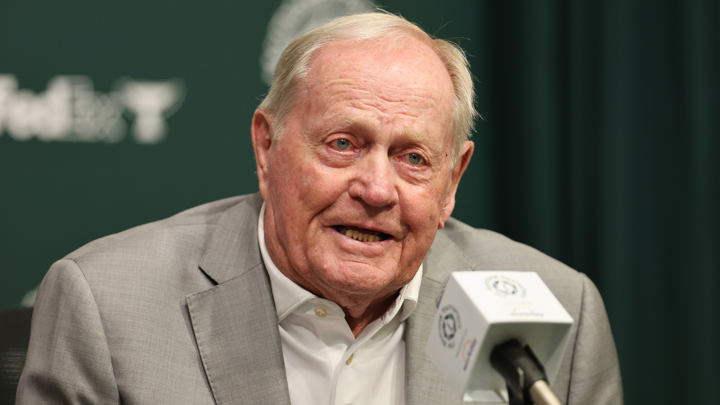 Jack Nicklaus talks to the media before the Memorial Tournament