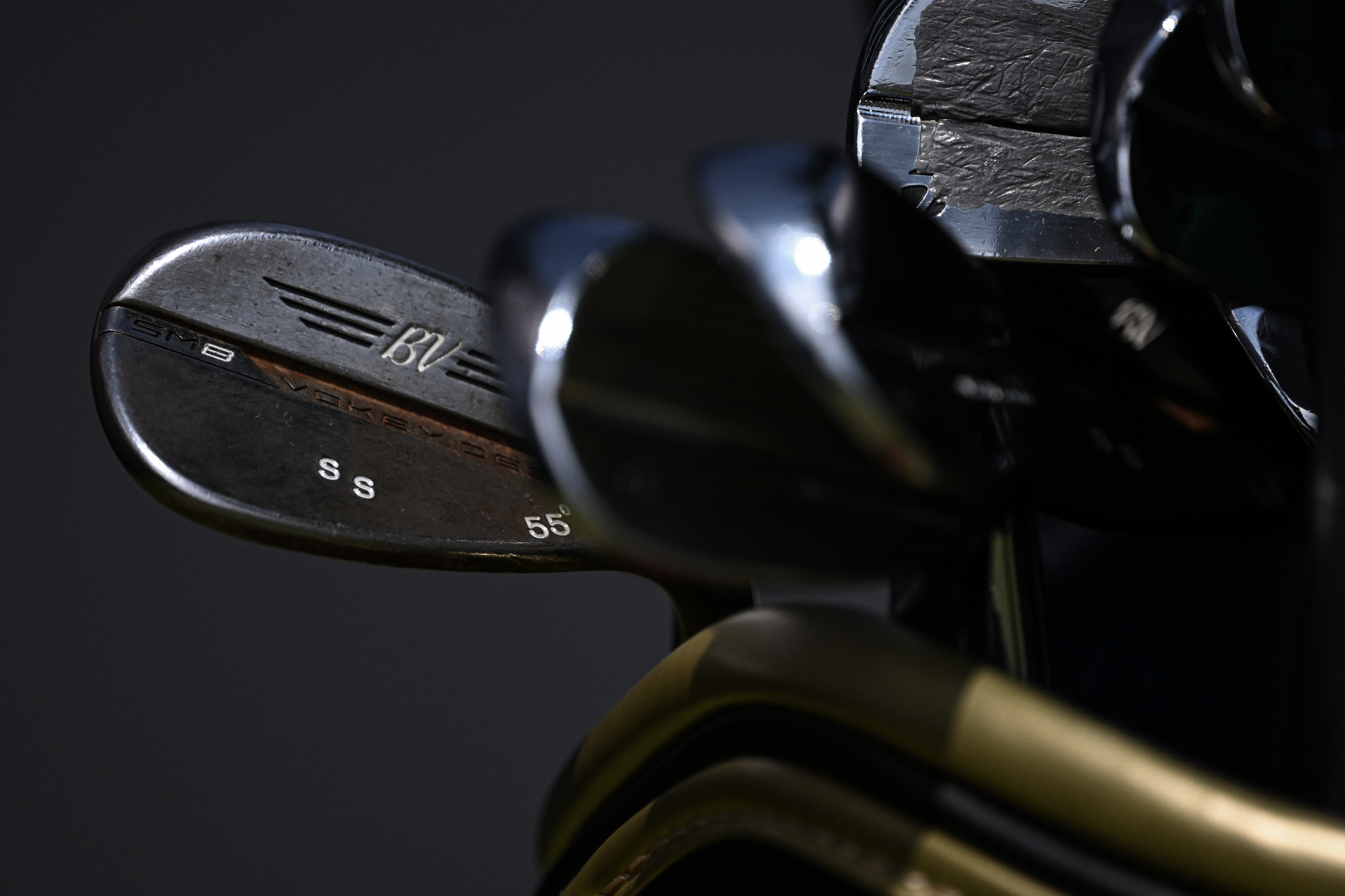 A close-up of Scottie Scheffler's wedges