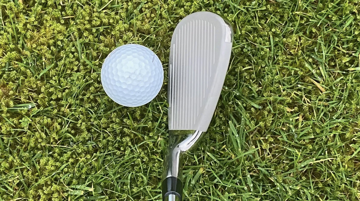 Photo of some full face grooves at address
